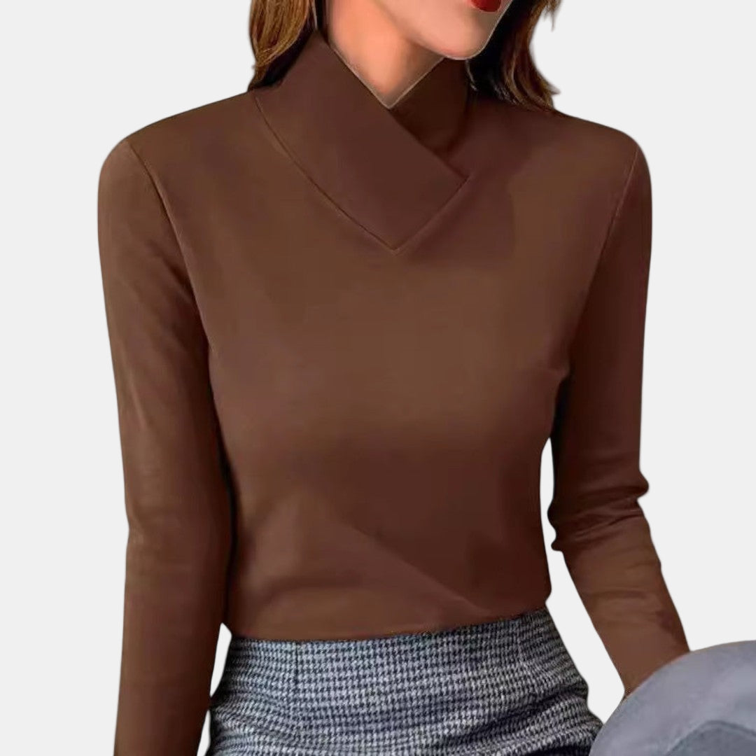 Ayla | Elegant Turtleneck Fit